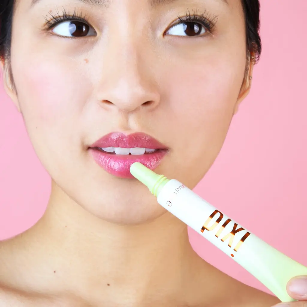 aav1-pnov22_liptone_snowpearl_02-03-gf.webp