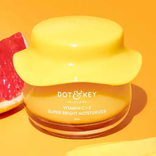 Vitamin C + E Moisturizer for Glowing Skin